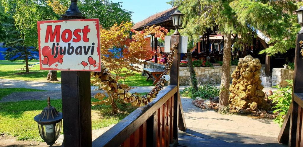 Бања Врујци - мост љубави